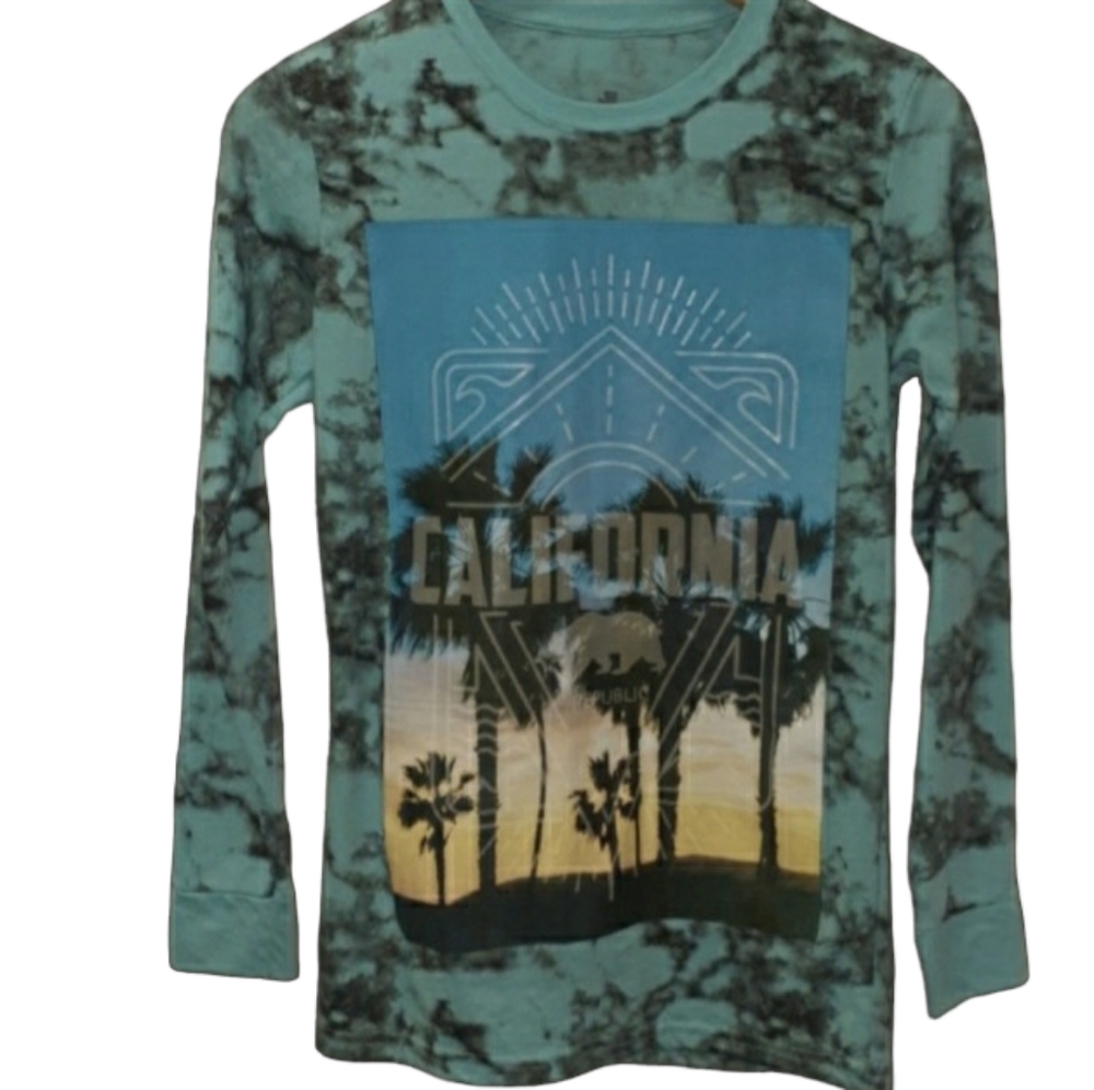 - LAUNDER BAILEY APPAREL CALIFORNIA REPUBLIC TOP NWOT
